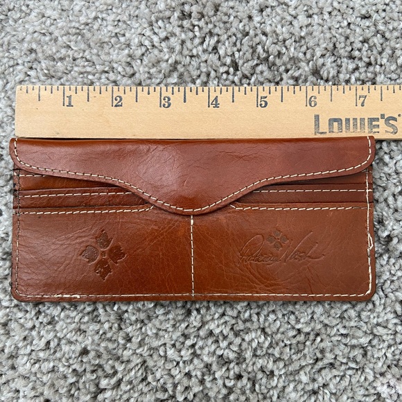 slim Leather Patricia Nash Valentia sleeve magnetic closure card cash holder - Picture 6 of 16